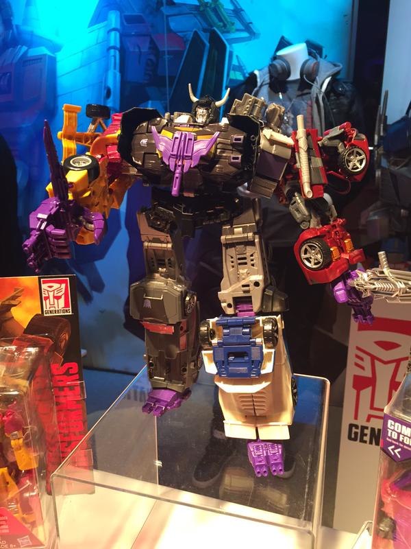 Toy Fair 2015   Transformers Combiner Wars  (90 of 130)